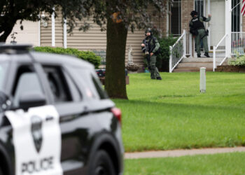 “Act of political violence” | An elected democrat and her husband killed, the suspected suspect