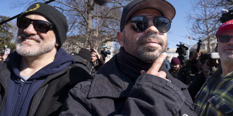 Capitole Assault | Five activists pardoned by Trump demands 100 million US