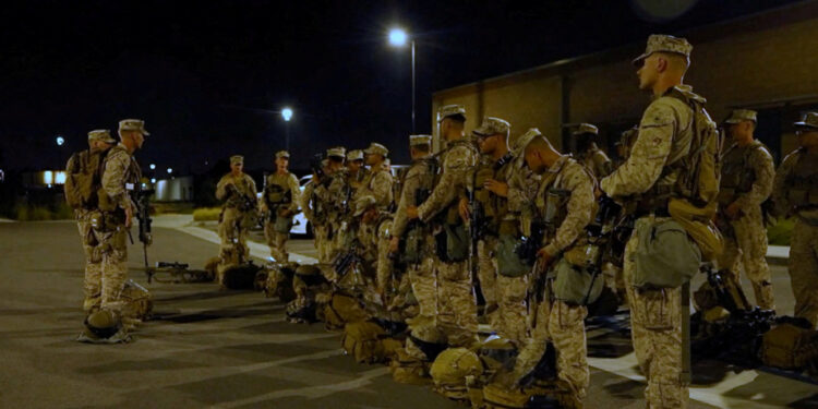 Los Angeles | The first navies start their operations