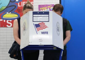 New York | Democrats in the polls to designate their candidate for the town hall