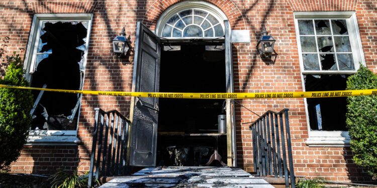 Political attacks targeted under the magnifying glass