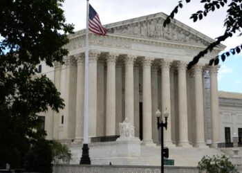 The Supreme Court allows migrants to be expelled elsewhere than in their country of origin