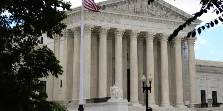 The Supreme Court allows migrants to be expelled elsewhere than in their country of origin