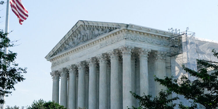 The Supreme Court prohibits transgender minors access to transitional treatments