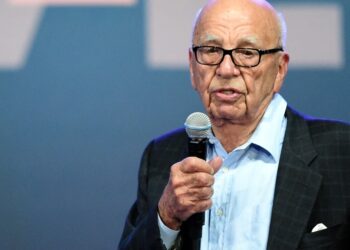 Epstein case | Trump files a complaint against the Wall Street Journal and his boss Rupert Murdoch