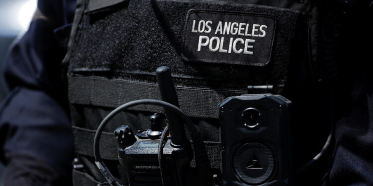 Los Angeles | A vehicle rushes on a crowd, more than 20 injured