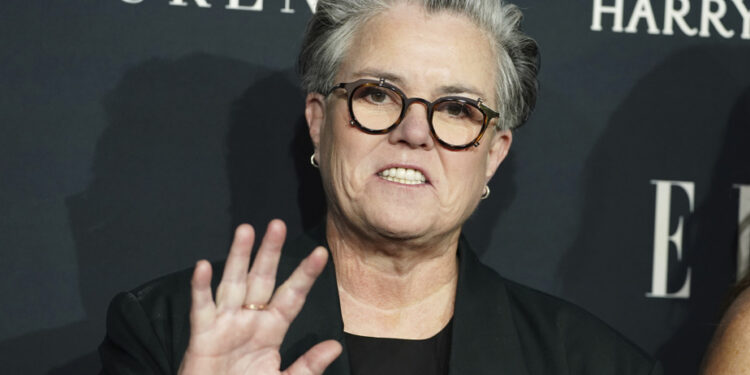 Trump threatens to revoke the citizenship of Rosie O’Donnell