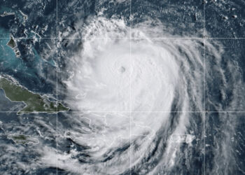 Category 4 | Hurricane Erin forces evacuations in North Carolina