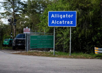 Environmental laws | The construction of the “Alcatraz of the Alligators” could be slowed down