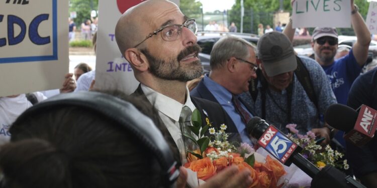 “Public health is attacked” | Ex-directors of the American health agency denounce the Trump administration