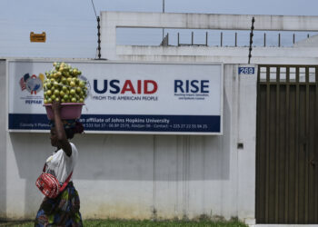 Trump asks the Congress to cut almost 5 billion in international aid