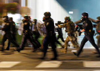 Army deployment | Trump evokes “the use of force if necessary” in Portland