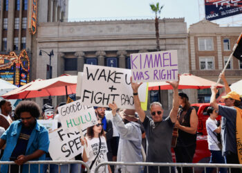 Freedom of expression in the viewfinder