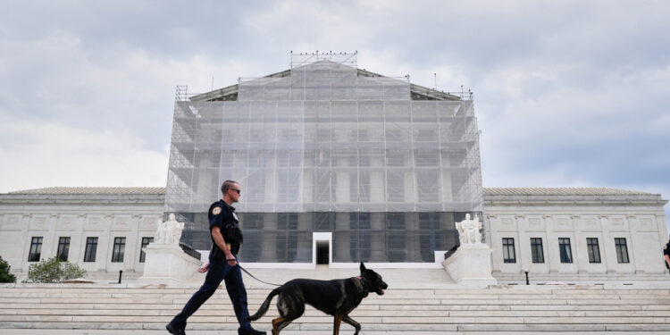 International help | The Supreme Court authorizes Trump to freeze four billion dollars