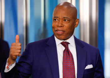 Municipal election in New York | The outgoing mayor announces that he is abandoning the race