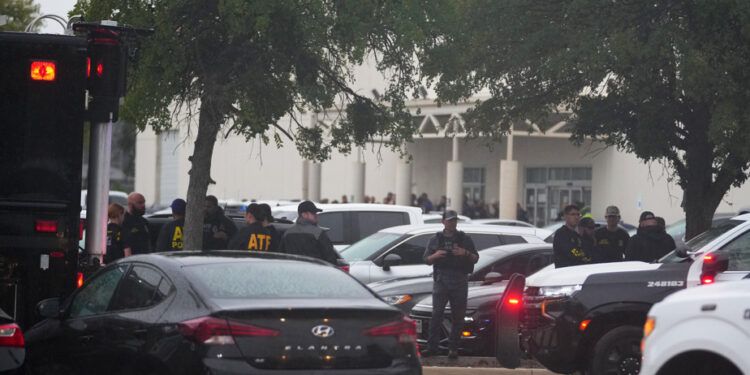 Texas | Two dead in an attack on a migrant retention center