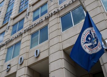 A Donald Trump policy on migrant children was blocked by a judge