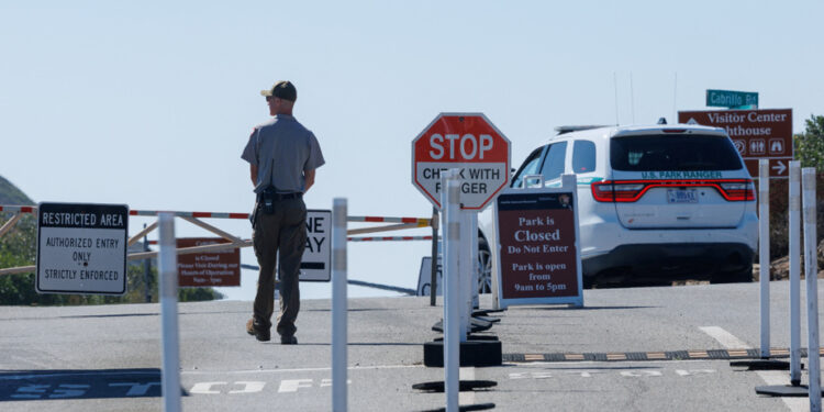 Budgetary paralysis | A risky political bet