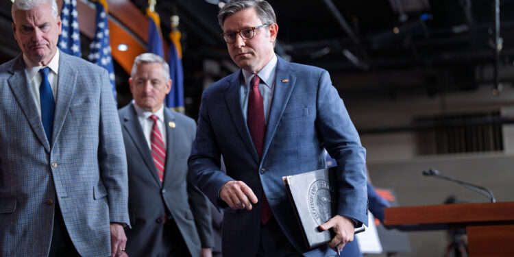 Budgetary paralysis enters fourth week