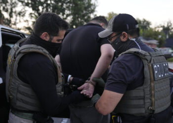 Chicago | Undocumented immigrants in anguish over immigration police raids