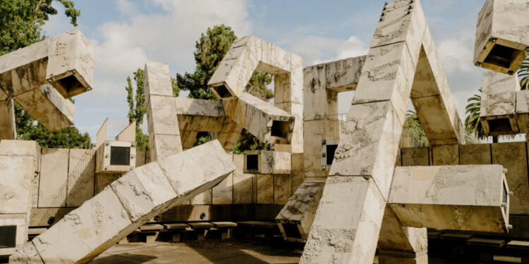 San Francisco wants to get rid of the Armand Vaillancourt fountain