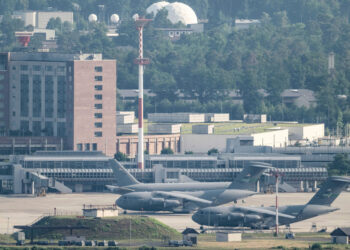 Budget paralysis | Employees of US military bases abroad are not paid