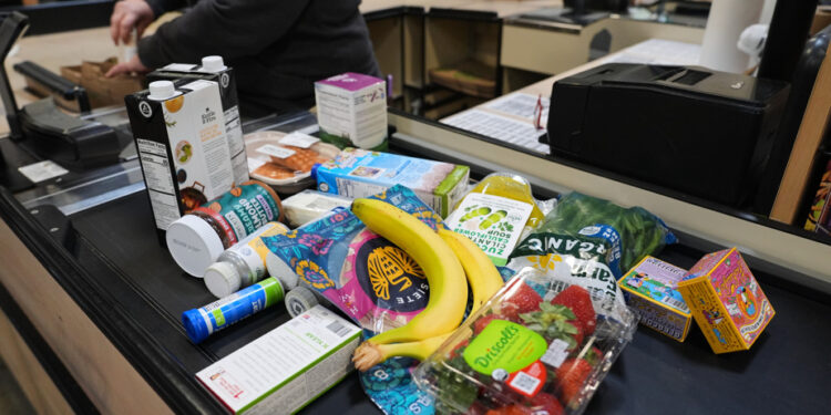 Budget paralysis | The Supreme Court extends the freeze on food aid payments