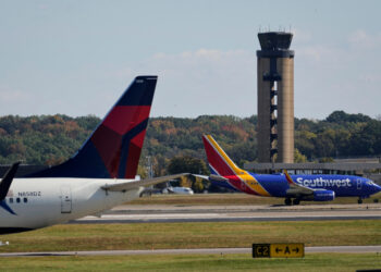 Budget paralysis | Washington will impose flight cancellations starting Friday