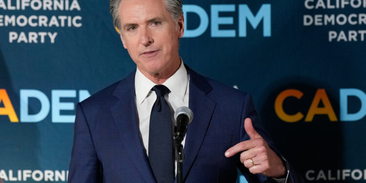 Fight back in Texas | Californians vote in favor of a new electoral map