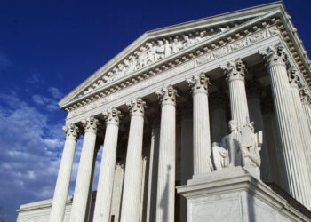 Food aid | Supreme Court suspends order forcing distribution of benefits