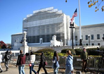 Supreme Court | Lively debates around Trump’s tariffs