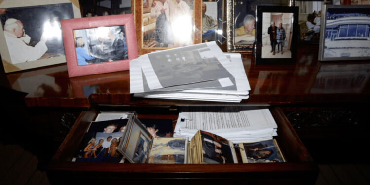 Epstein Files | Senate Democrats want to sue Justice Department