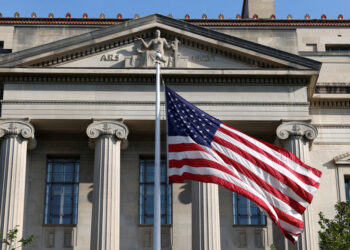 The New York Times sues the Pentagon for violating the right to inform