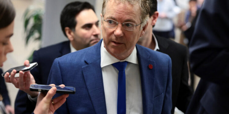 American operation in Venezuela | Republicans vote to limit Trump’s military powers