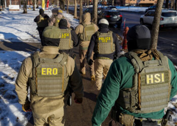 ICE agents claim authority to enter residences