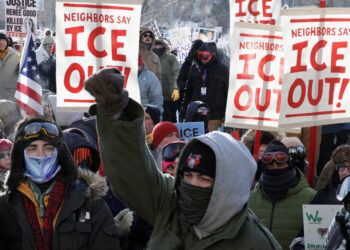 ICE deployment in Minnesota | Major demonstrations in Minneapolis, authorities on the defensive