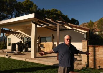 Los Angeles | A year after the fires, survivors fight to rebuild