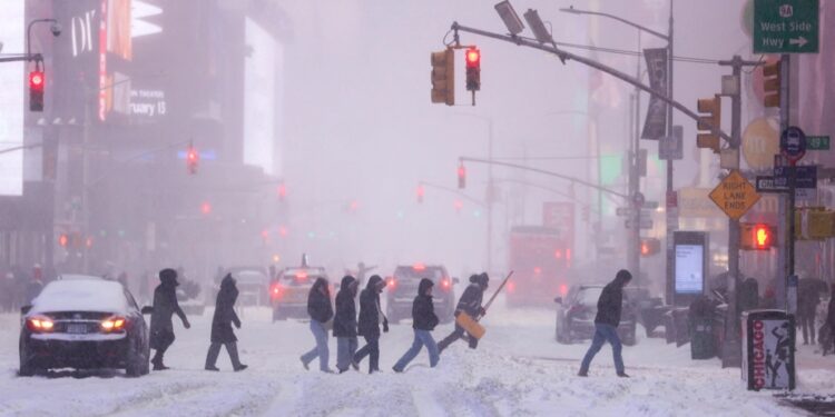 Major winter storm continues to sweep across country