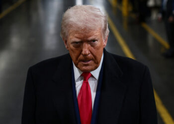 Middle finger from the president | Ford suspends worker who challenged Donald Trump