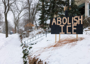 Minnesota | Arrests after anti-ICE protest at church