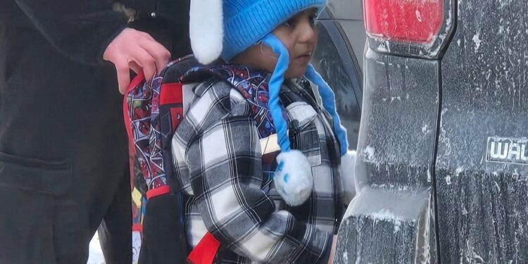 Minnesota | Temporary block on deportation of 5-year-old detained by ICE