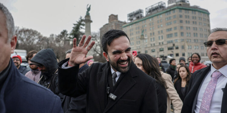 New York | Zohran Mamdani has his first full day as mayor