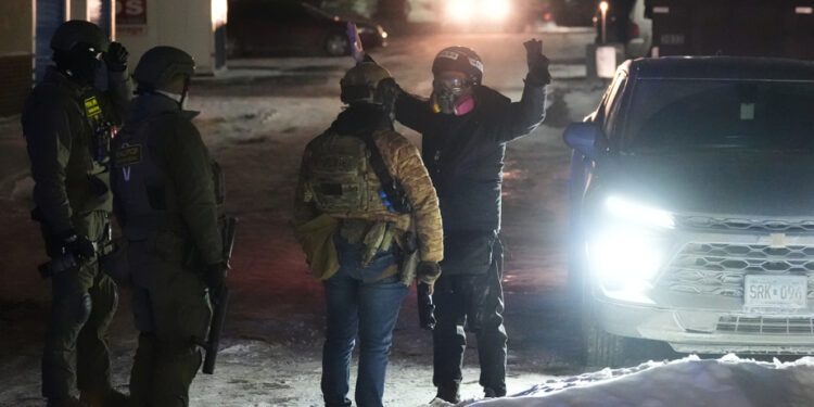 Protester shot dead in Minneapolis | Growing calls for an independent investigation