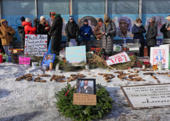 “Sad and angry” | Minneapolis meditates in the polar cold