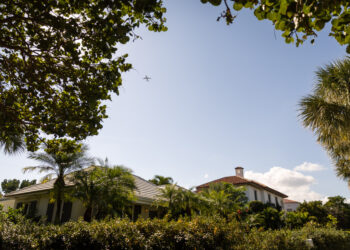 The Press in Florida | Turbulence surrounding diverted Mar-a-Lago flights