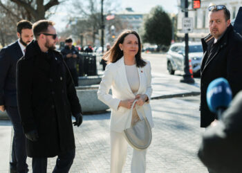 Trump receives Venezuelan opponent María Corina Machado