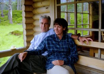 Accomplice of Jeffrey Epstein | Ghislaine Maxwell demands presidential pardon to answer questions from Congress