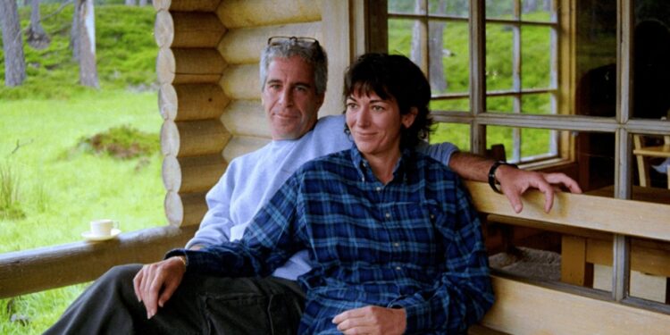 Accomplice of Jeffrey Epstein | Ghislaine Maxwell refuses to answer questions from the US Congress