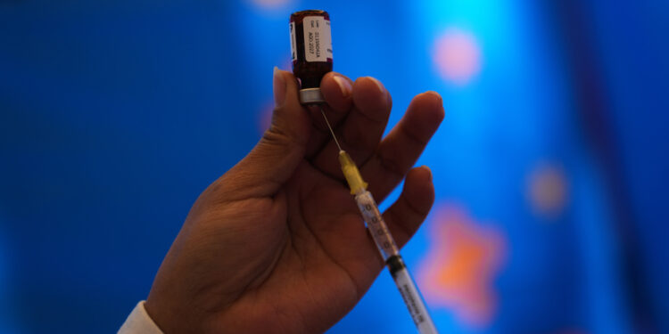 Americans encouraged to get vaccinated