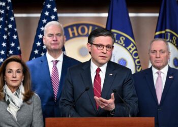 Congress votes to end budgetary paralysis